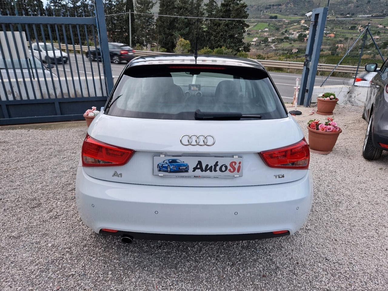 Audi A1 SPB 1.6 TDI Ambition auto per neopatentati