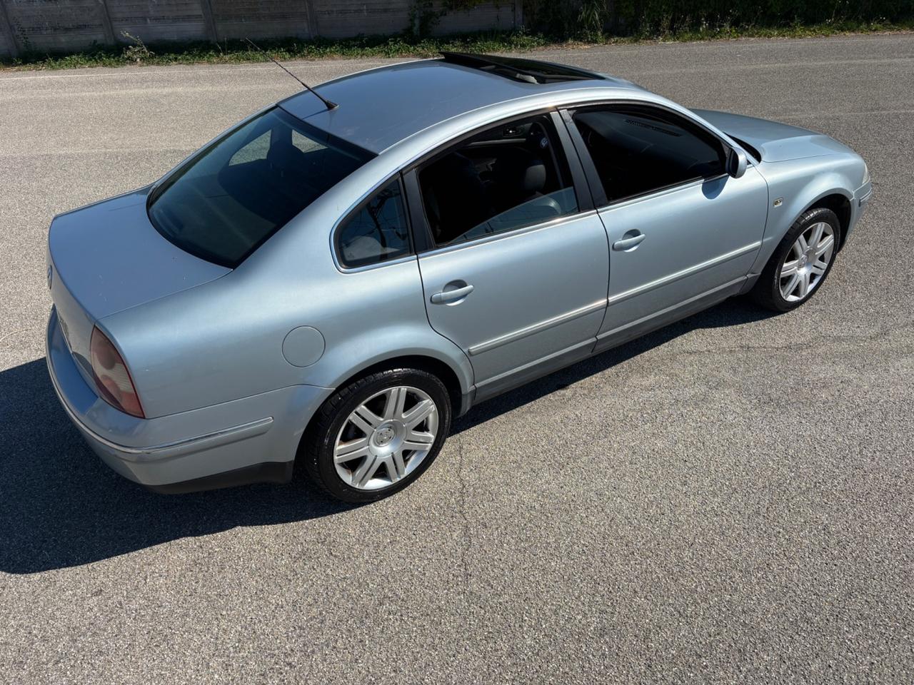 Volkswagen Passat 2.8 V6 cat 4m. Highline