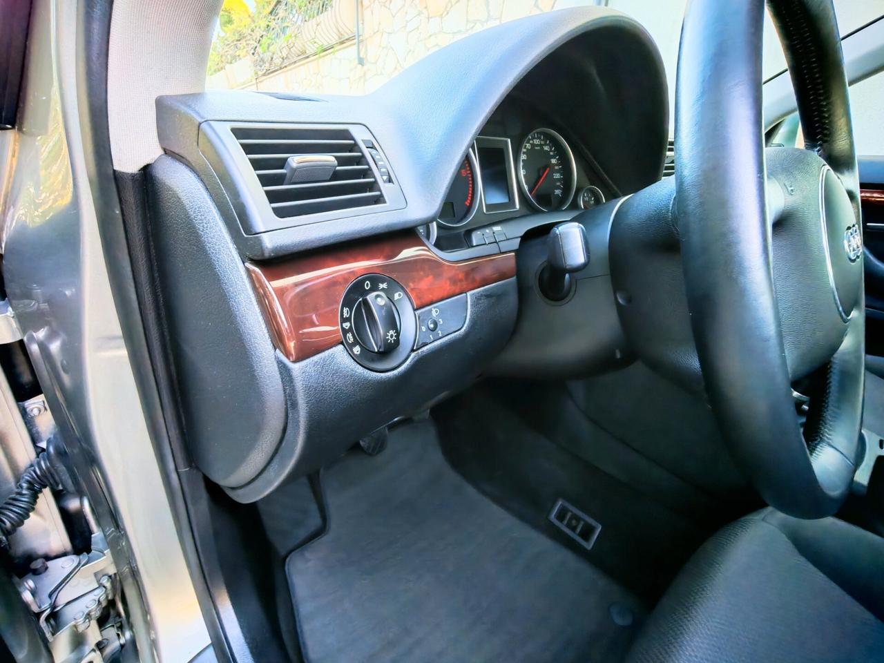 Audi A4 1.9 TDI/130 CV cat UNICA POCHI KM