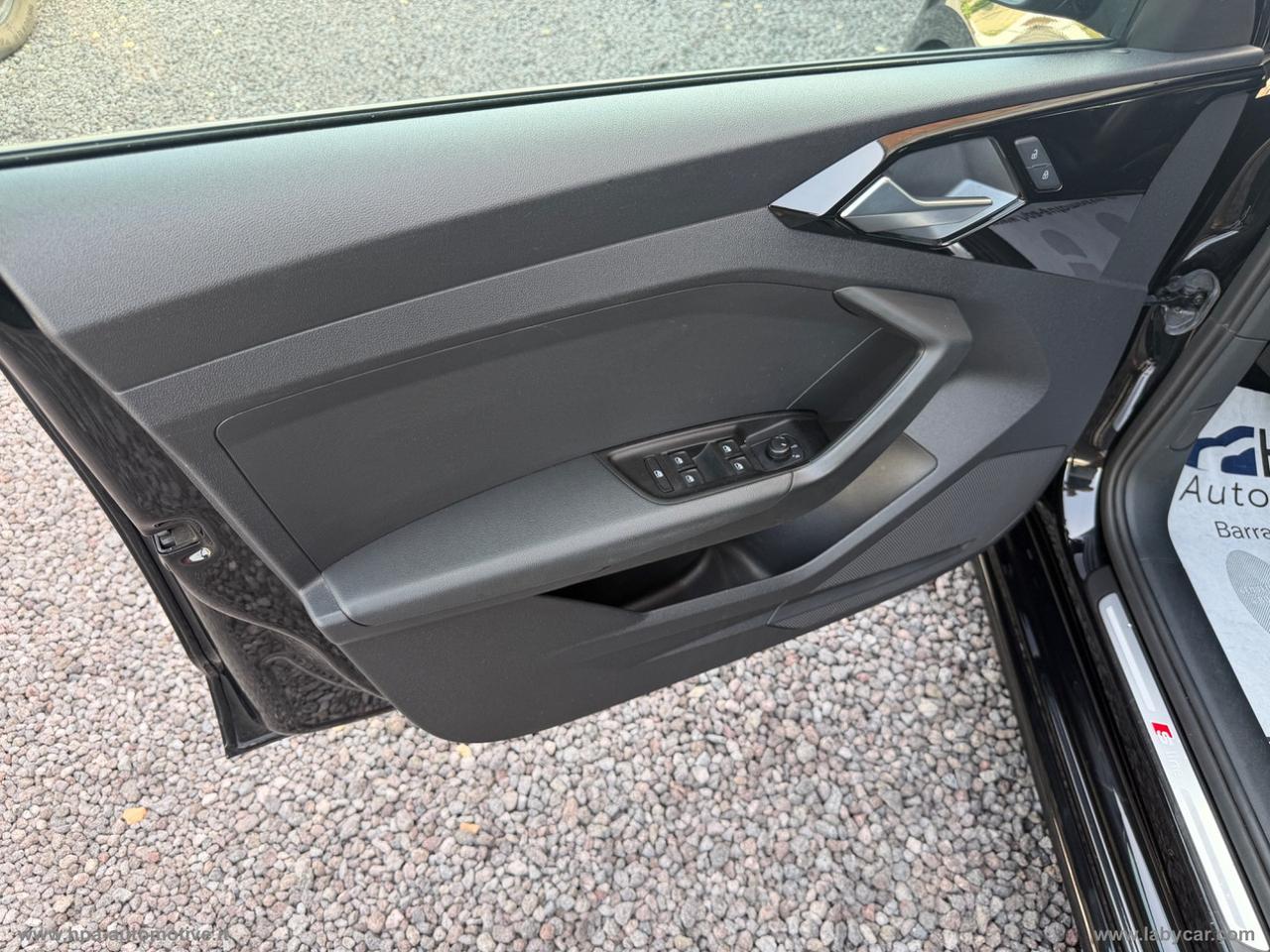 AUDI A1 SPORTBACK 116CV TFSI S-line FULL LED KEYLESS