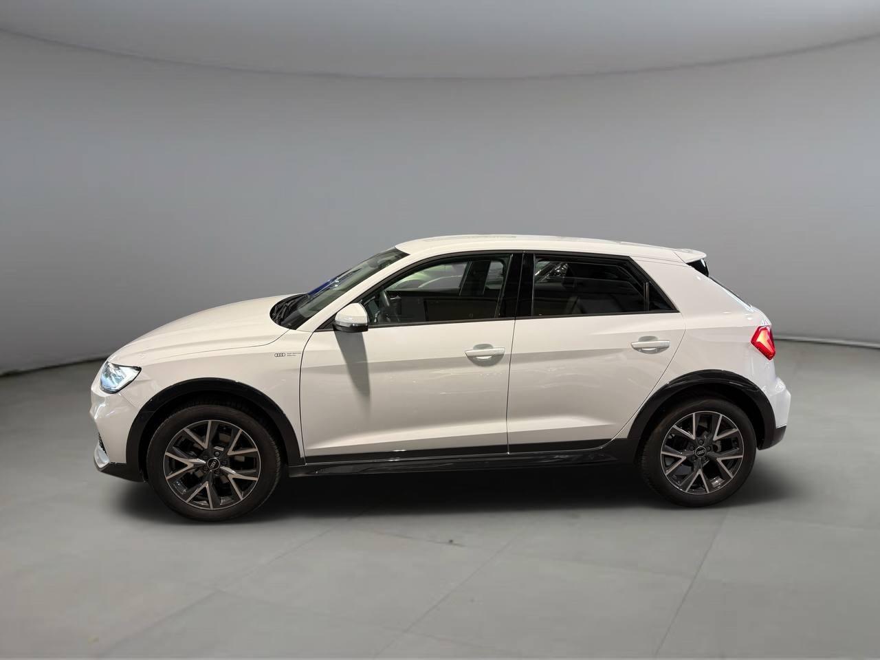AUDI A1 II 2019 Citycarver - A1 Citycarver 30 1.0 tfsi Admired 11