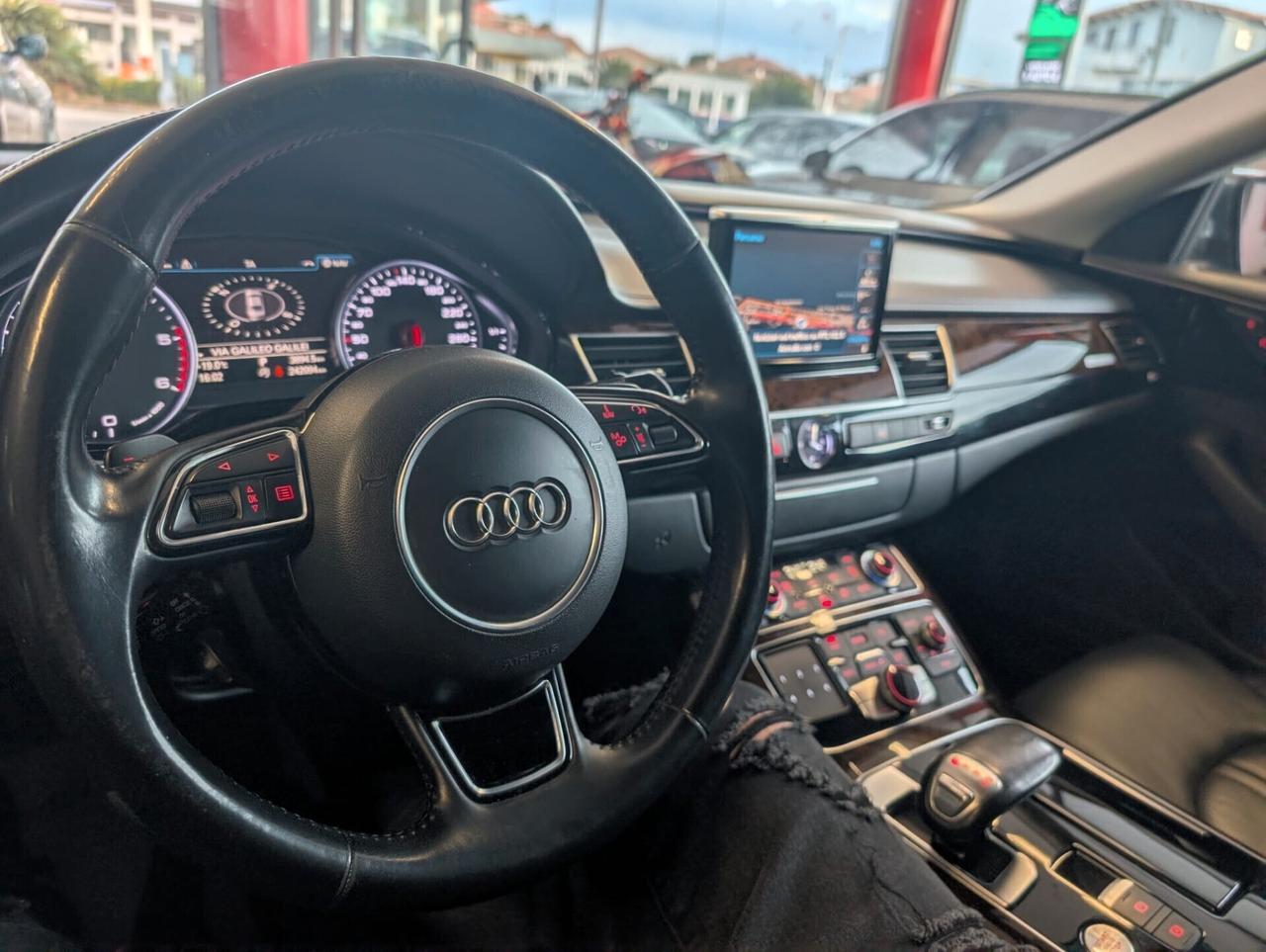 Audi A8 3.0 TDI 262 CV ultra quattro tiptronic