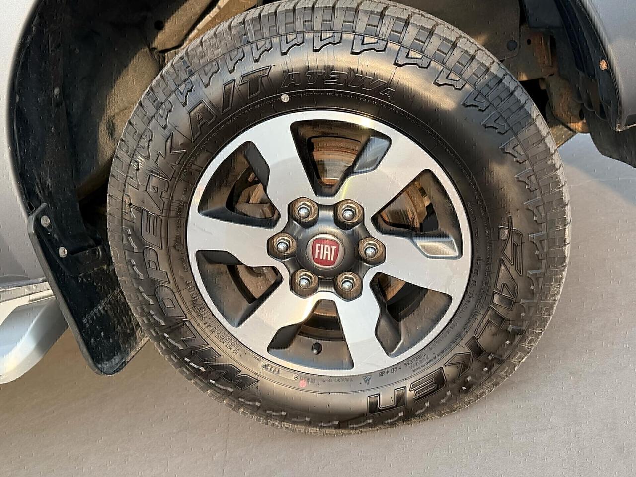 Mitsubishi L200 2.4 DI-D/154CV Club Cab Invite Plus