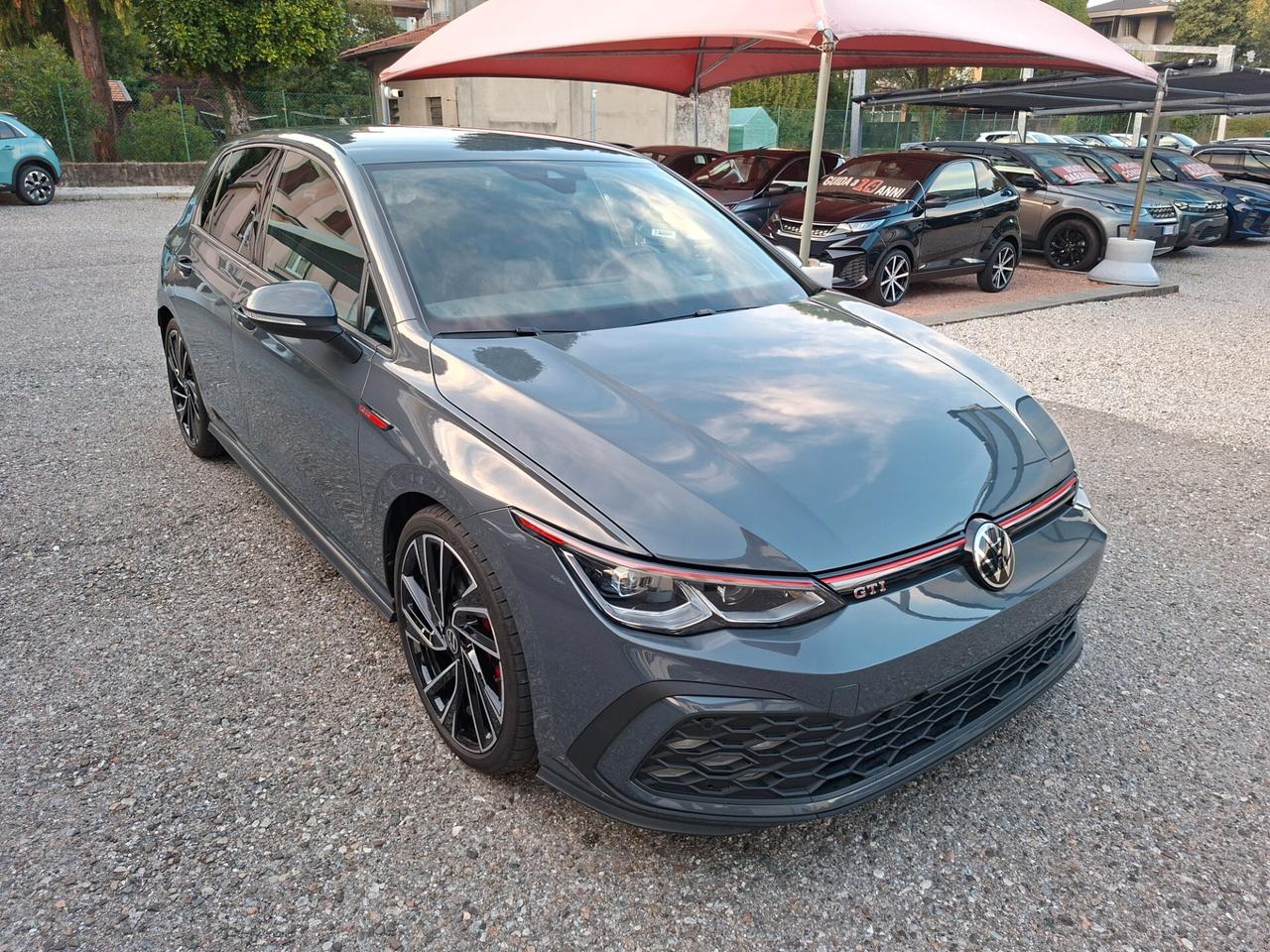 Volkswagen Golf GTI 2.0 TSI DSG