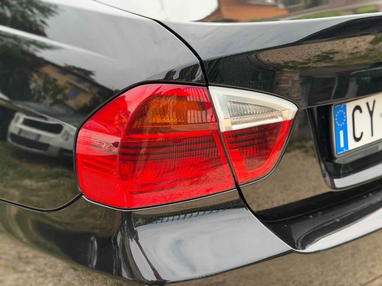 Bmw 320d FUTURA ASI TETTO KMCERT GARANZ UNICOPR
