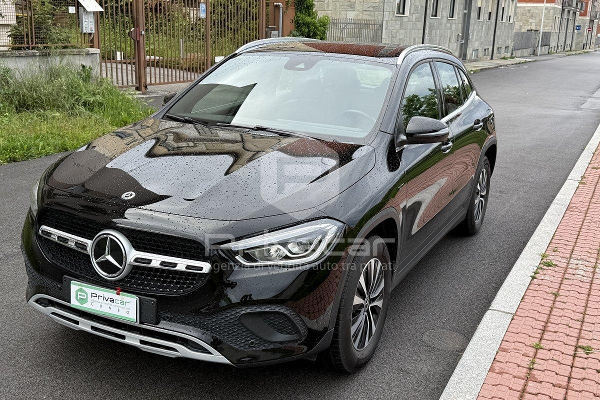 MERCEDES GLA 250 e EQ-Power Automatic Business Extra