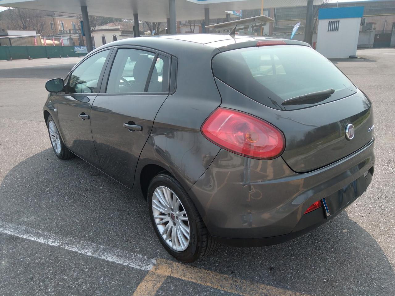 Fiat Bravo 1.4 90cv benzina 6marce Dynamic x neopatentati