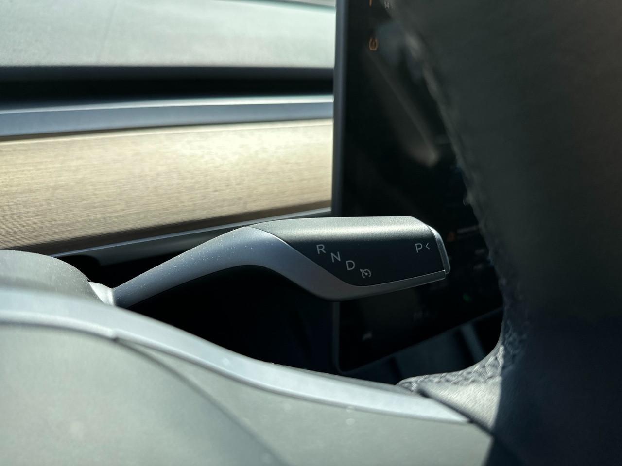 TESLA Model Y 2021 - Model Y Single Motor rwd