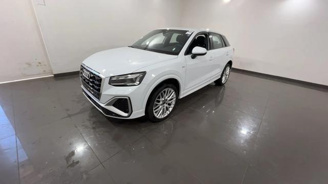 AUDI Q2 35 TDI S tronic S line Edition - MATRIX!