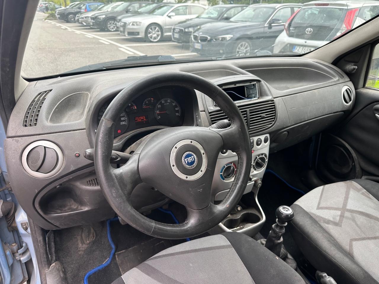 Fiat Punto 1.2i cat 3 porte ELX