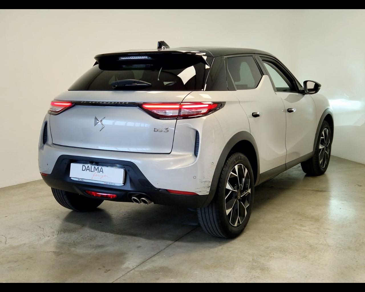 DS DS3 - DS3 1.2 puretech Rivoli 130cv auto