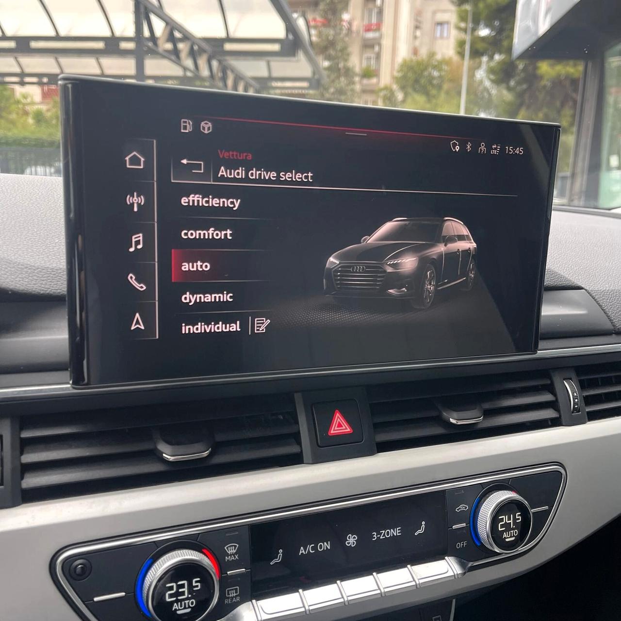 Audi A4 Avant 30 TDI/136 CV S tronic line edition