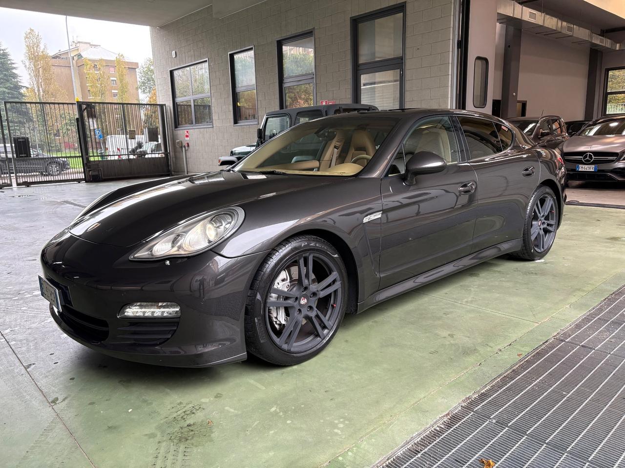 Porsche Panamera 3.6 4 Motore Sostituito in a 148.000 km