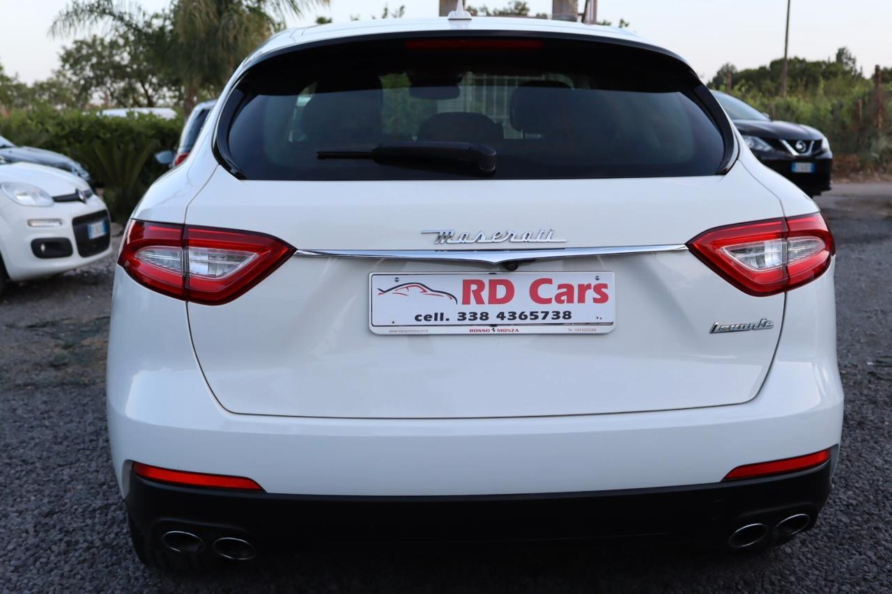 Maserati Levante V6 Diesel 275 CV AWD TETTUCCIO APRIBILE