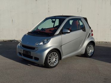 Smart ForTwo 1000 52 kW MHD cabrio passion