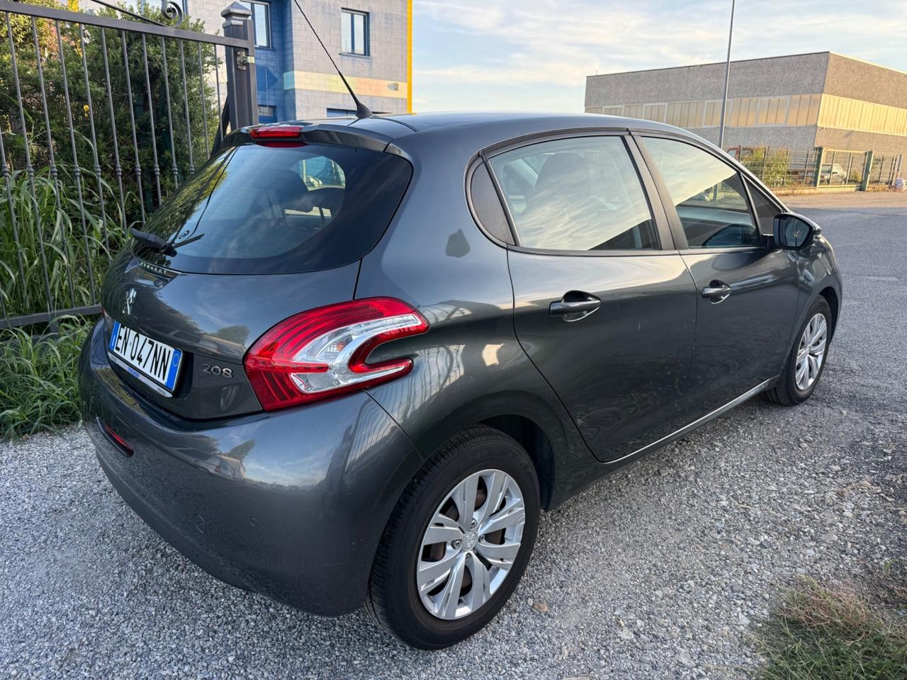 Peugeot 208 1.2 VTi 82 CV 5 porte Access