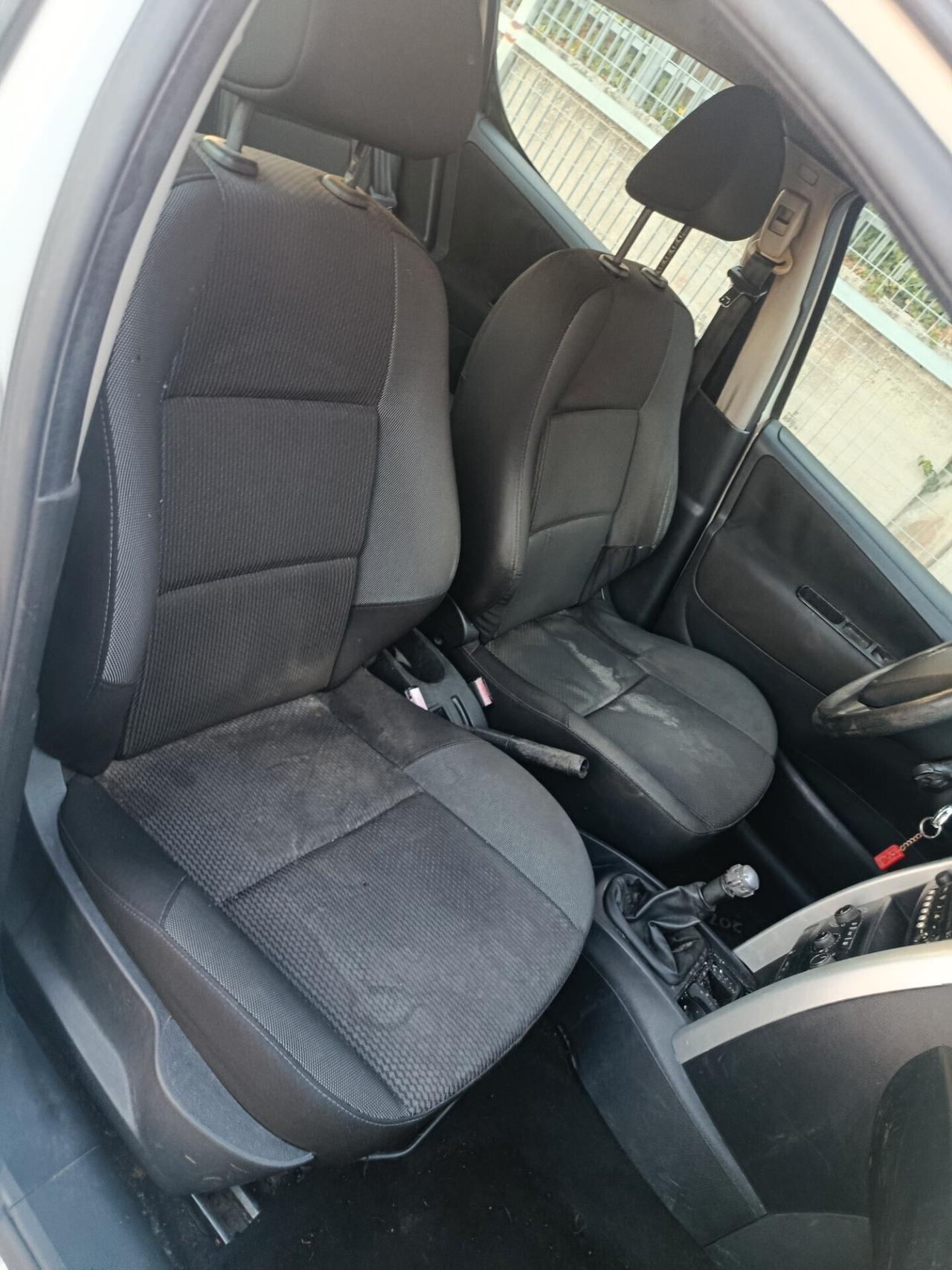 Peugeot 207 1.4 HDi 70CV 5p. Energie