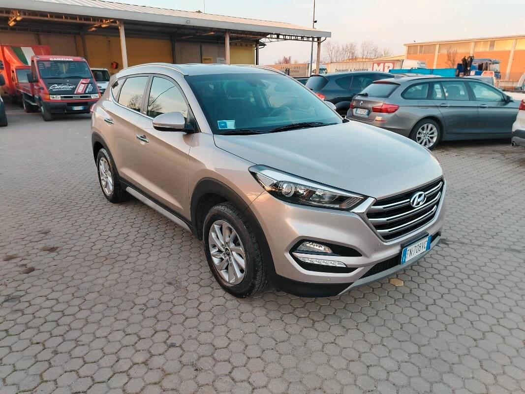 Hyundai Tucson 1.7 crdi Sound 2wd 115cv