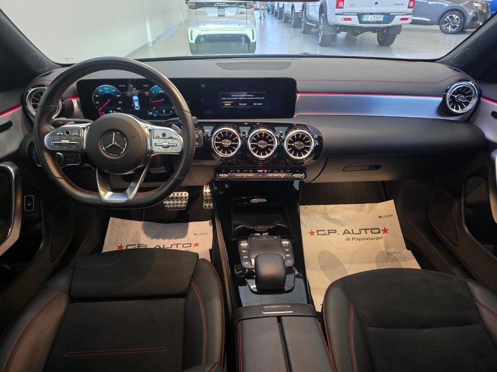 Mercedes-Benz CLA 200 d Automatic Premium + Tetto
