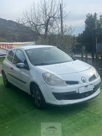 RENAULT CLIO VAN