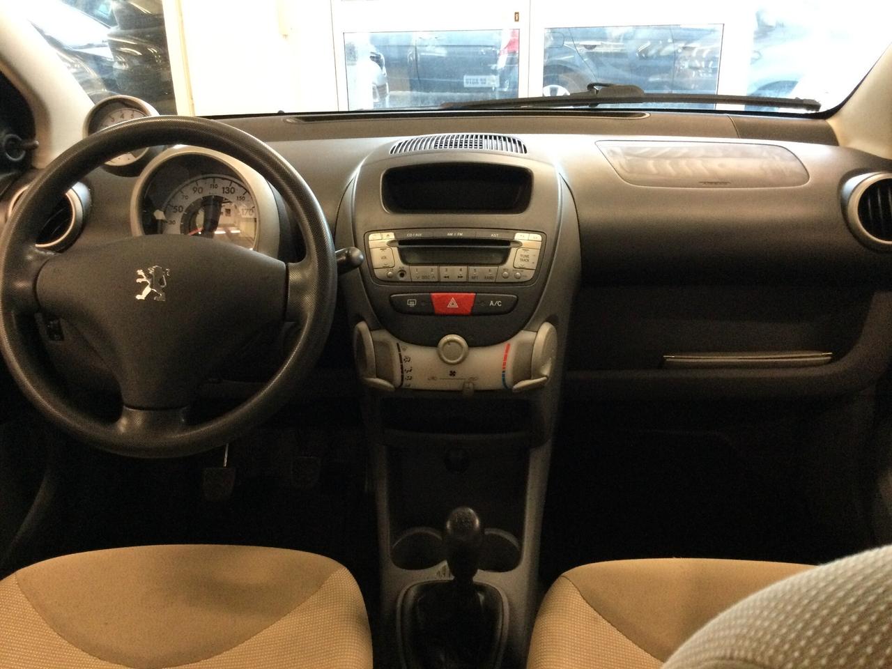 Peugeot 107 1.0 68CV 5p. Sweet Years
