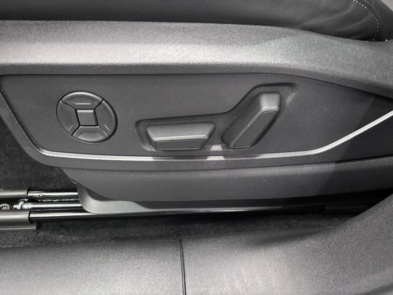 AUDI Q5 SPORTBACK 40TDI S-LINE EDITION QUATTRO