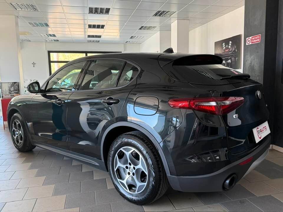 Alfa Romeo Stelvio 2.2 Turbodiesel 190 CV AT8 Q4 Business