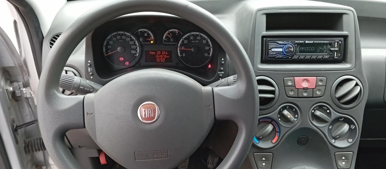 Fiat Panda 1.2i GPL 60 CV Neopatentati