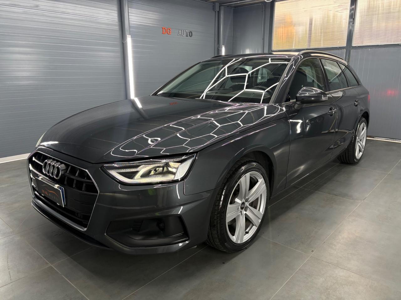 Audi A4 Avant 40 TDI S tronic Business Advanced