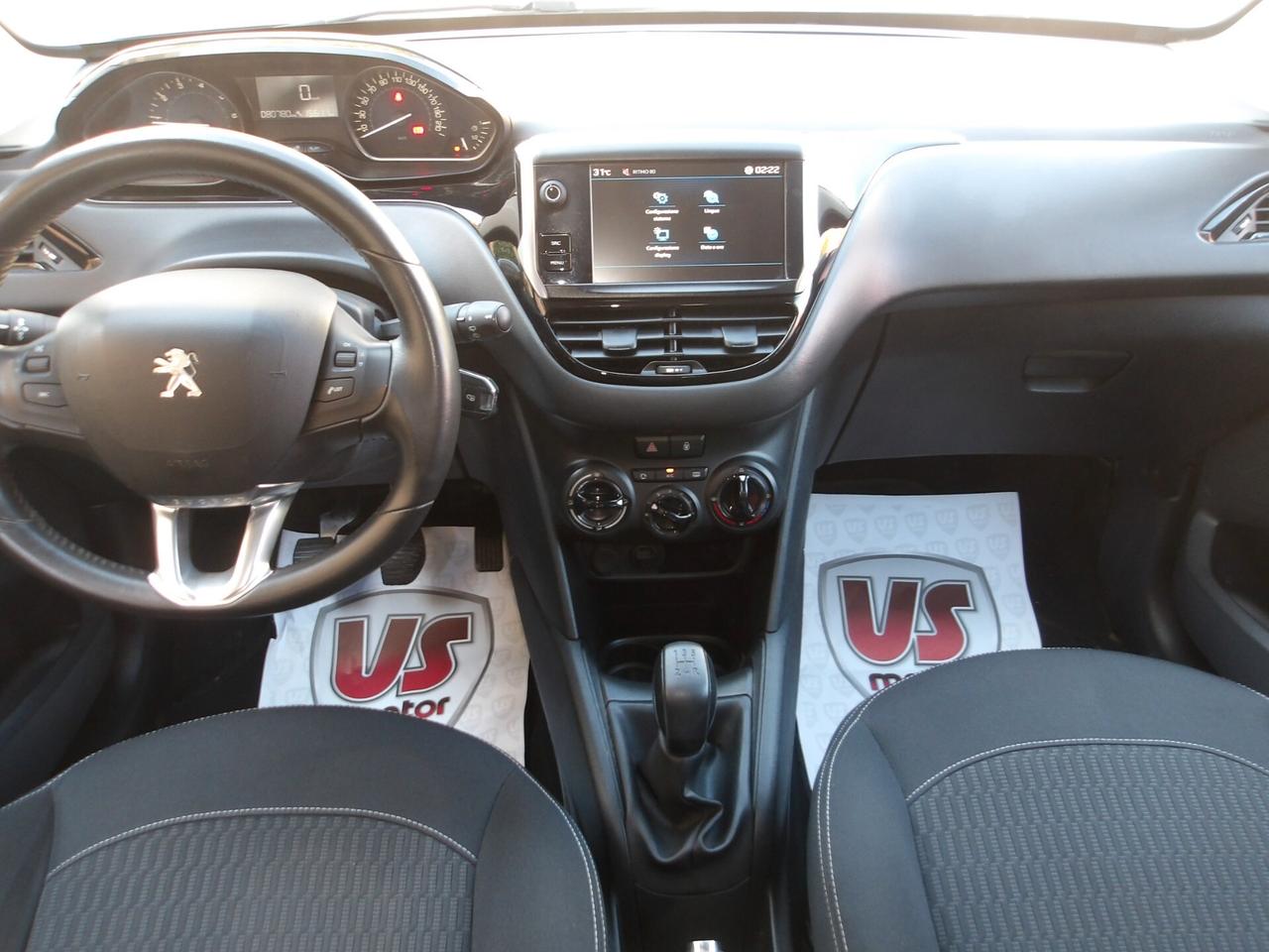 PEUGEOT 208 1.2 BENZ-KM 80.000-2017