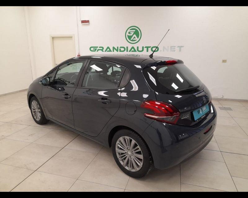Peugeot 208 I 2015 1.2 puretech Access 82cv 3p