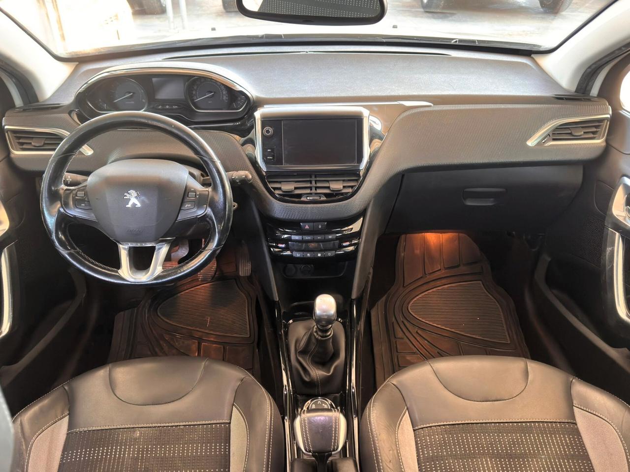 Peugeot 2008 BlueHDi 120 S&S Allure