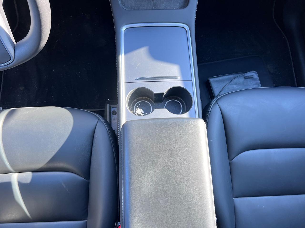 Tesla Model Y Single Motor rwd- DOPPI cerchi da 20"- autopilot