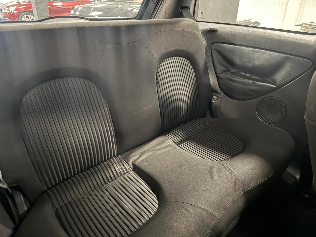 Lancia Ypsilon 1.3 MJT 75 CV Elle