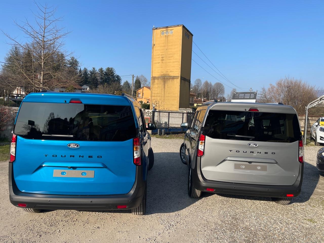 Ford Tourneo Courier Tourneo Courier 1.0 EcoBoost Titanium