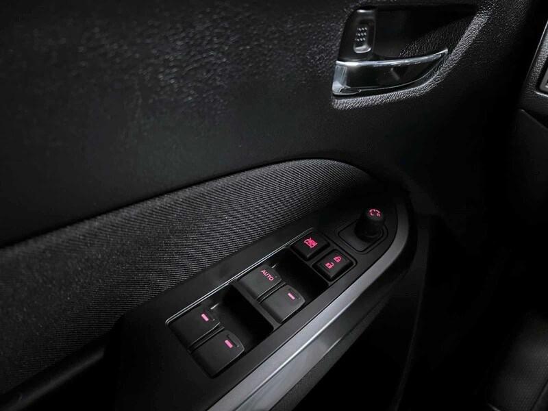 SUZUKI Vitara (2015) Vitara 1.4 Hybrid 4WD AllG...