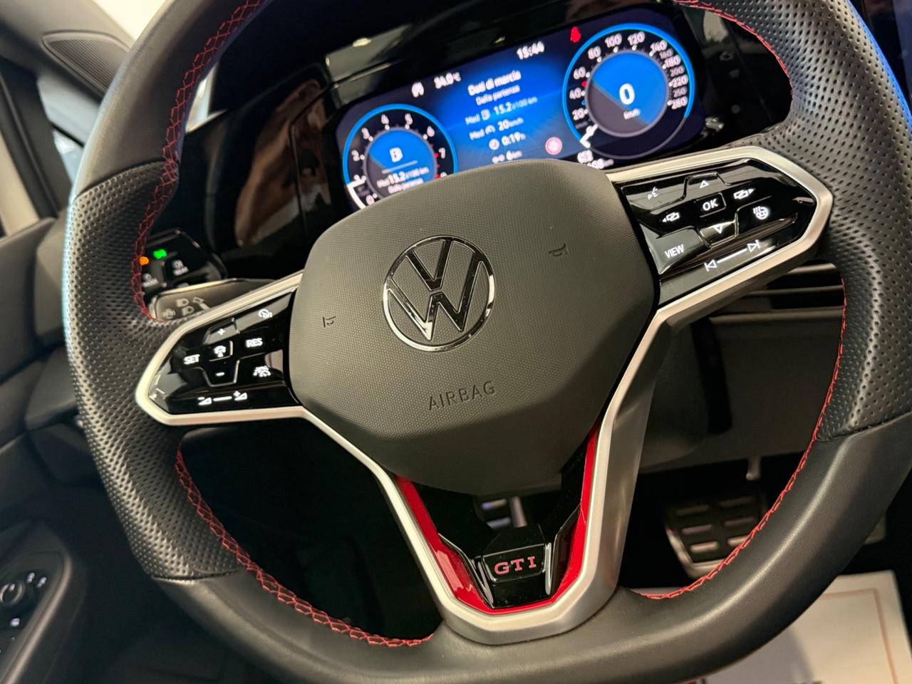 Volkswagen Golf GTI Golf 2.0 TSI GTI DSG PERFORMANCE