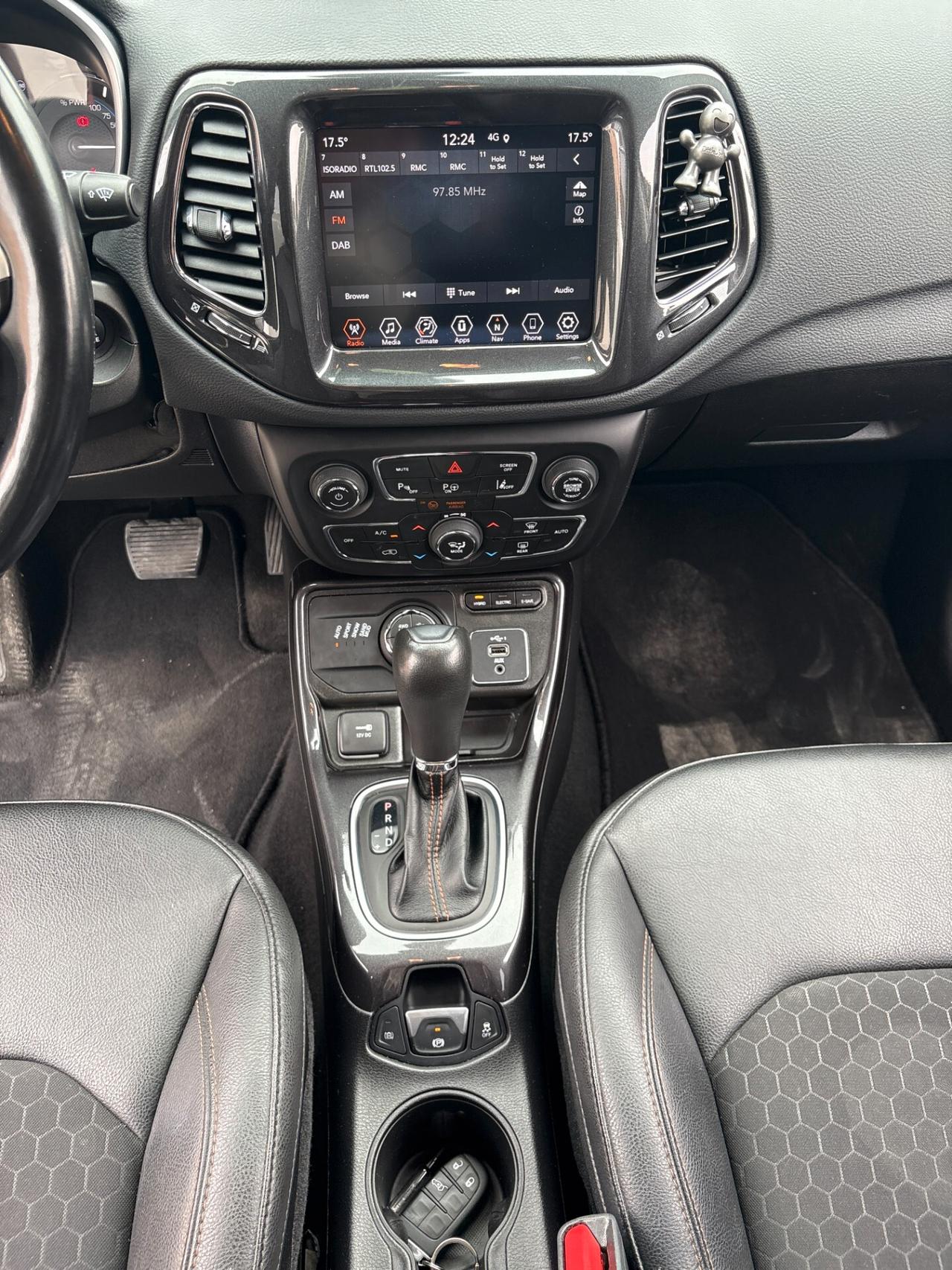 Jeep Compass 1.3 Turbo Plug-in 4xe Limited -Gancio