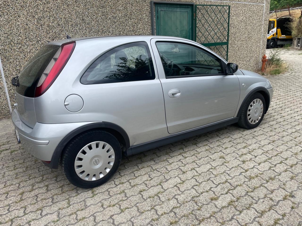 Opel Corsa 1.0i 12V 3 porte Enjoy -68.000km-