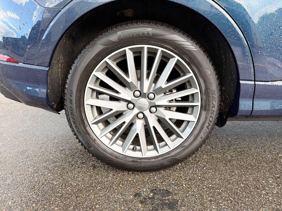 Audi Q3 35 2.0 tdi Business s-tronic