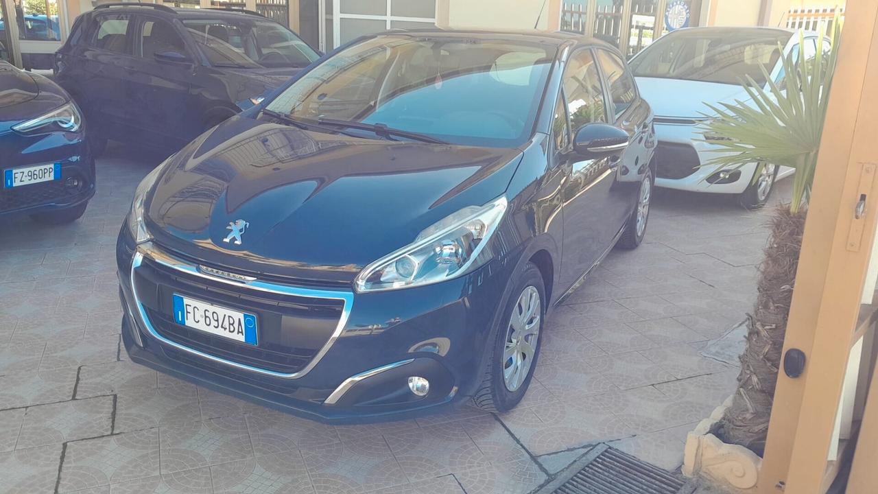 Peugeot 208 PureTech 82 5 porte Allure - Imp Gpl