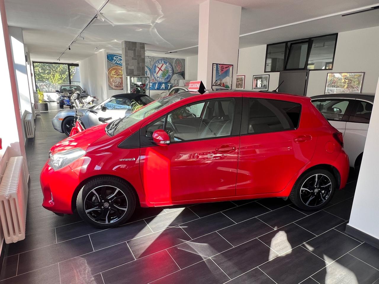 Toyota Yaris 1.5 Hybrid 5 porte Active