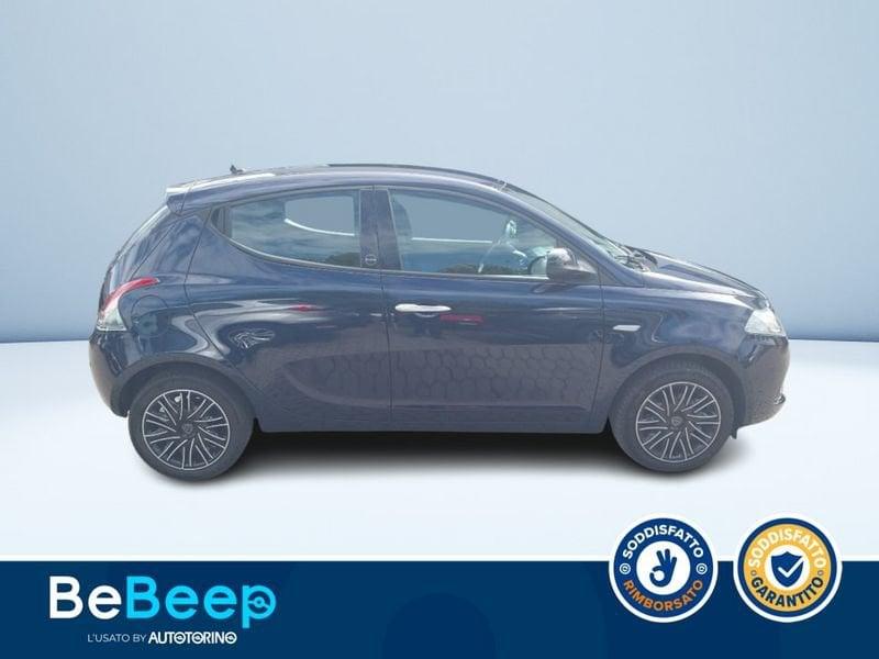 Lancia Ypsilon 1.0 HYBRID GOLD S&S 70CV