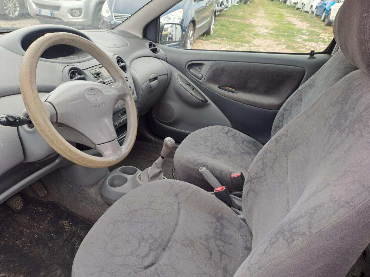 Toyota Yaris 1.0benzina