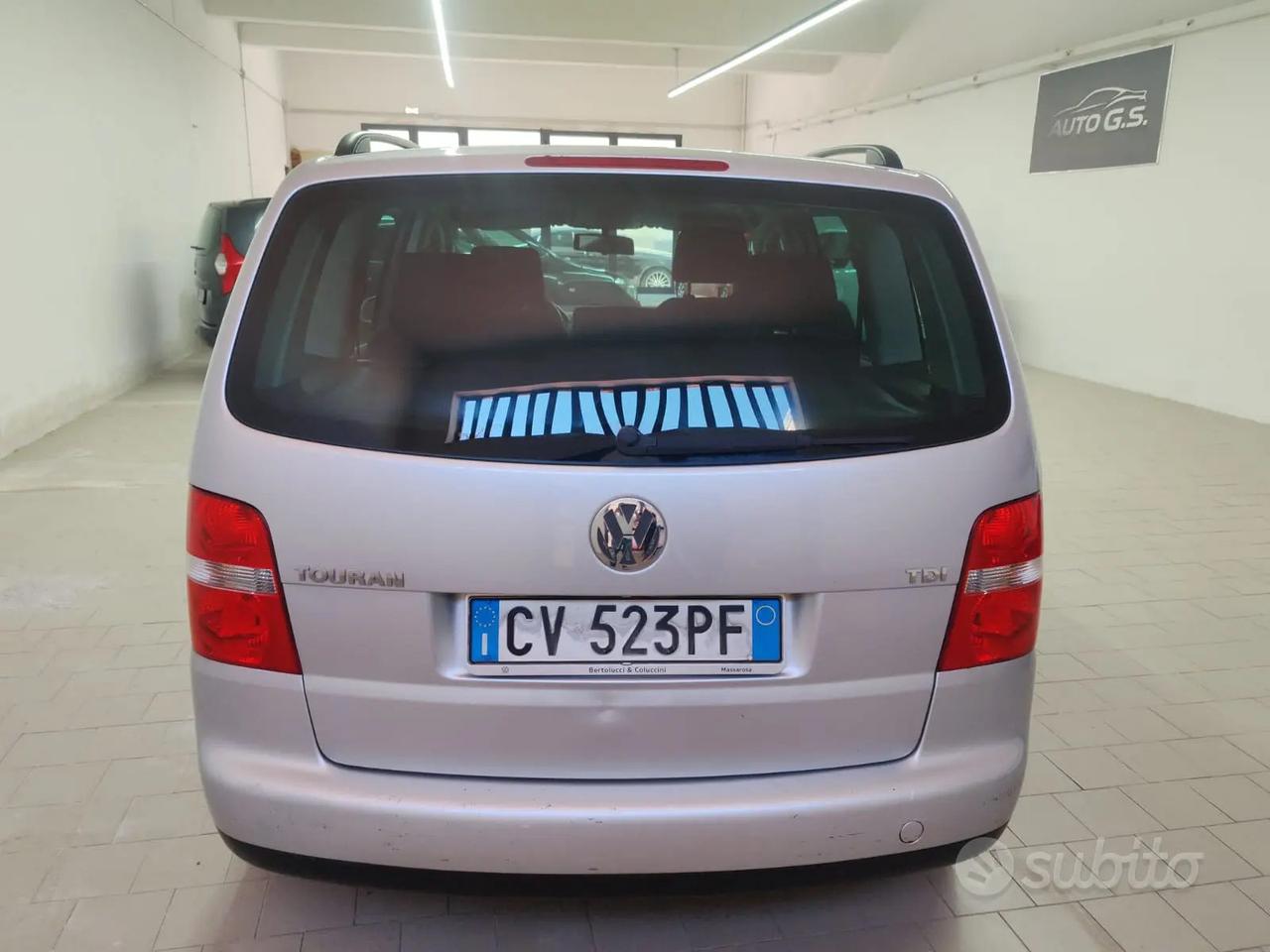 Touran 5 posti
