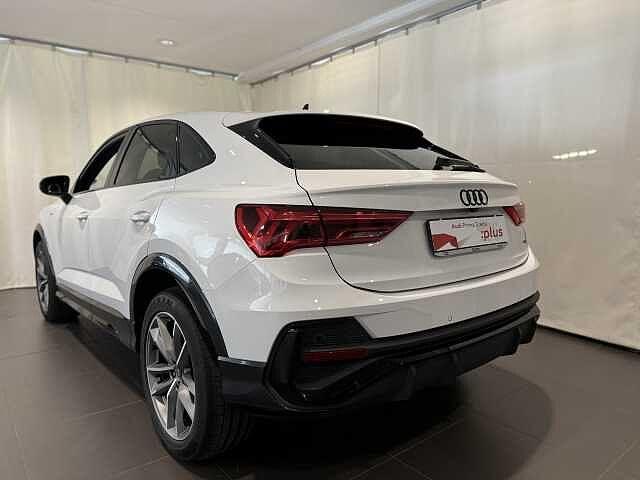 Audi Q3 40 TFSI quattro S tronic S line edition