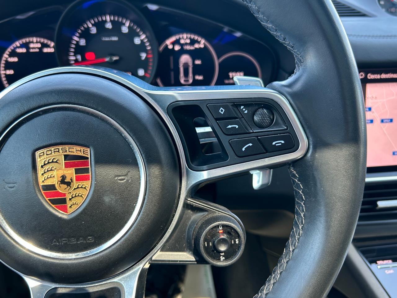 Porsche Cayenne Coupe 3.0 V6 tiptronic