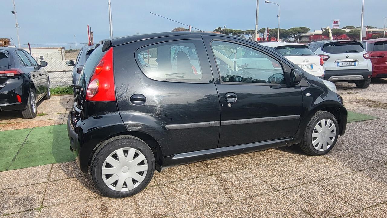 Peugeot 107 1.0 68CV 5p. Plaisir