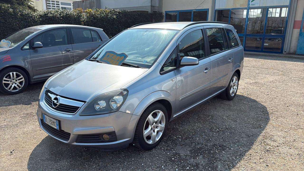 Opel Zafira 1.9 CDTI 120CV Cosmo