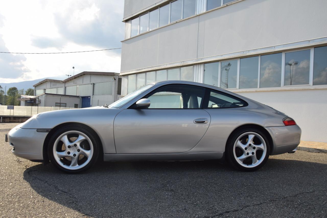 PORSCHE 911 (996) 911 Carrera cat Coupé